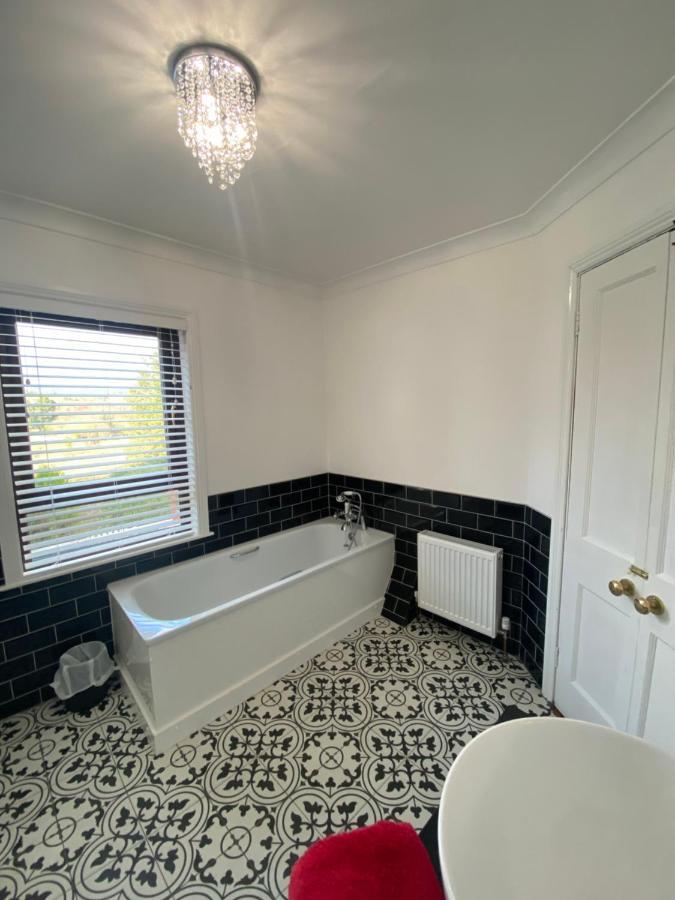 New Listing Faye'S Place Donegal Town Екстер'єр фото