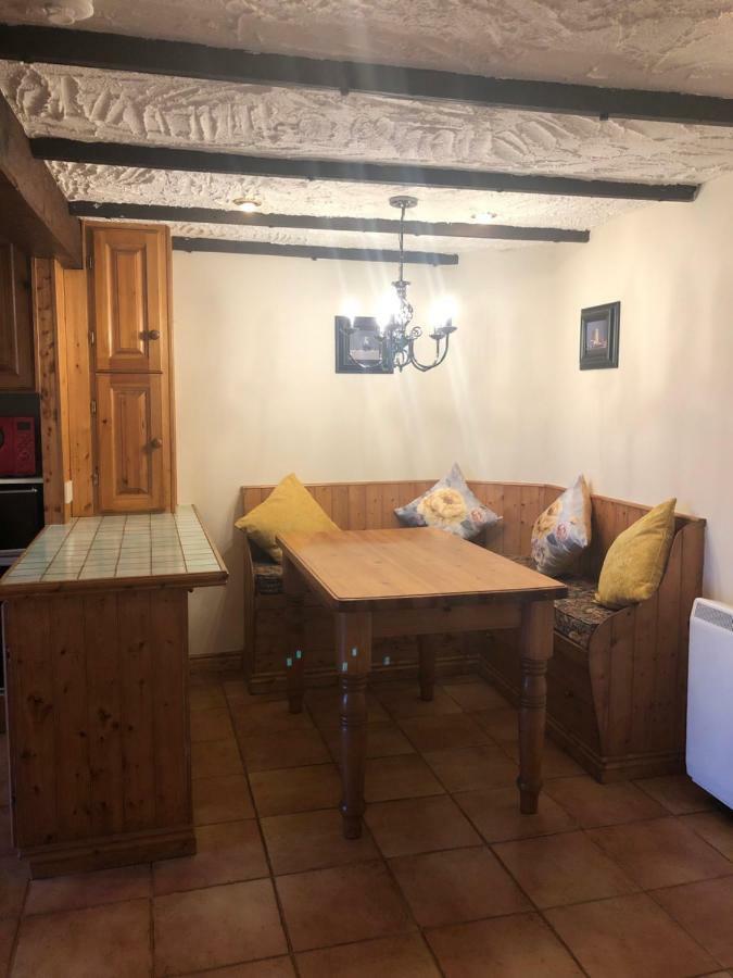 New Listing Faye'S Place Donegal Town Екстер'єр фото